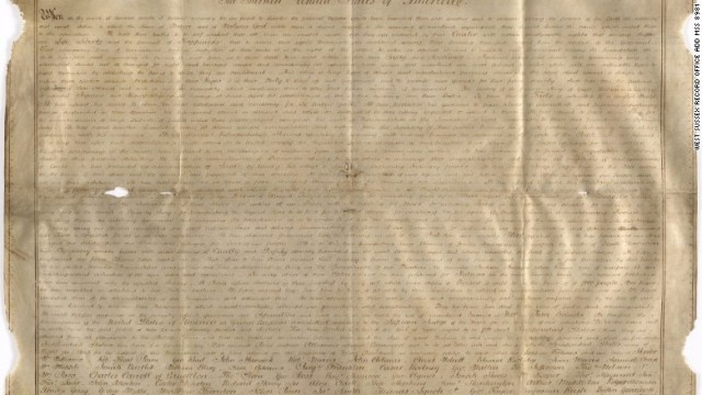 英イングランドで見つかった米国の独立宣言書の写し「サセックス宣言書」